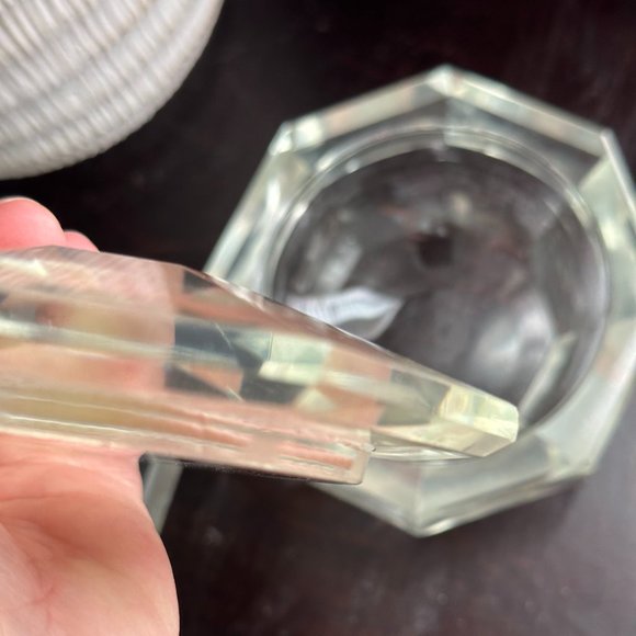 Vintage led crystal faceted octagon shape perfume bottle and trinket dish. - Picture 7 of 10